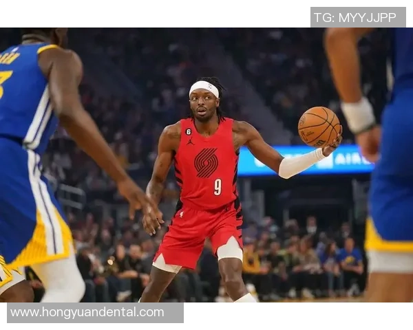 杰拉米格兰特的篮球之路：从潜力新星到全能战士的华丽蜕变