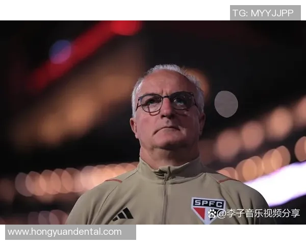 楚阿梅尼的足球之路与未来展望：从天才少年到世界舞台的璀璨明星